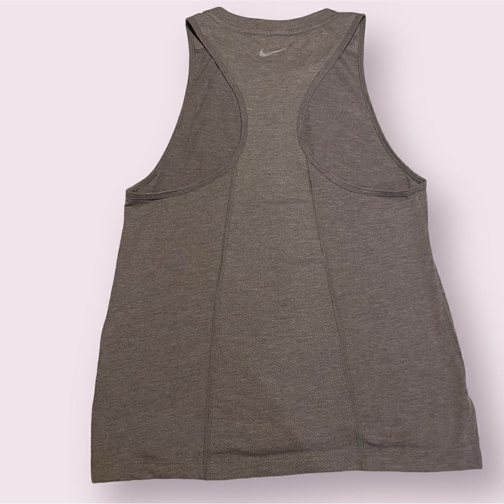 Nike Running Miler Dri-Fit Tank Size Extra Small - Picture 3 of 4